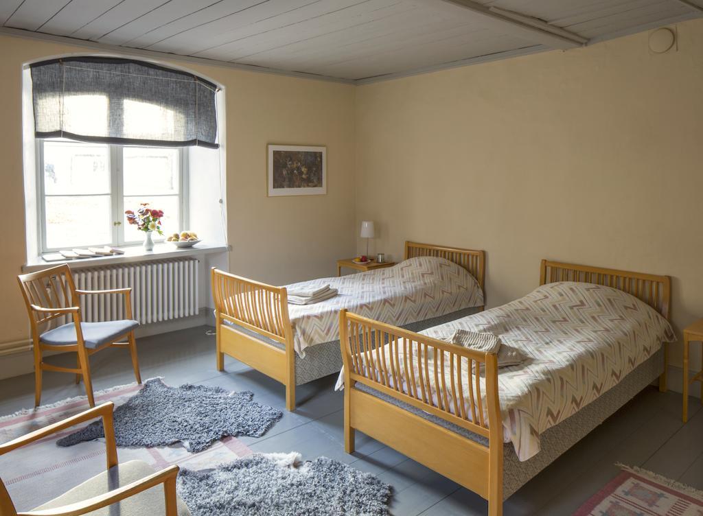 Biskops Arno Bed & Breakfast Ruang foto